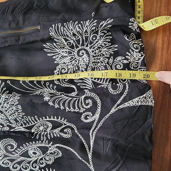 Desigual Bubble Skirt, Ladies 38, NWOT,  Drawstring Elastic waist goregous print - Picture 10 of 10